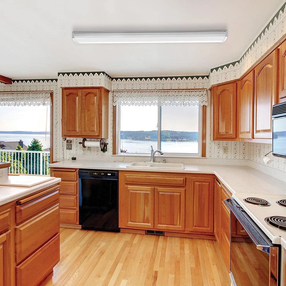 Commercial Electric 4 ft. High Output 5200 Lumens Integrated LED White Wraparound Light 4000K Bright White 120-277V Energy Star (4-Pack) 9 Commercial Electric 4 ft. High Output 5200 Lumens Integrated LED White Wraparound Light 4000K Bright White 120-277V Energy Star (4-Pack) - Image 7