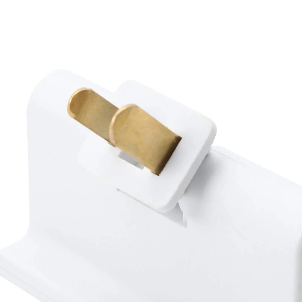 Commercial Electric 15 Amp 2-Prong Outlet Swivel Tap 4 Commercial Electric 15 Amp 2-Prong Outlet Swivel Tap - Image 2