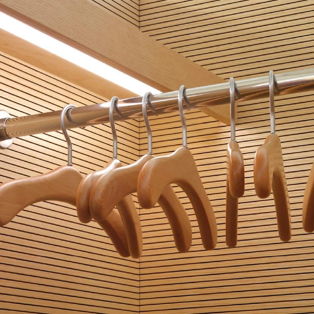 Commercial Electric 4 ft. 88-Watt Equivalent Integrated LED Utility White Shop Light with Pull Chain, Bright White 10 Commercial Electric 4 ft. 88-Watt Equivalent Integrated LED Utility White Shop Light with Pull Chain, Bright White - Image 8